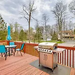 Tree-Lined Pocono Lake Home With Hot Tub And Decks!